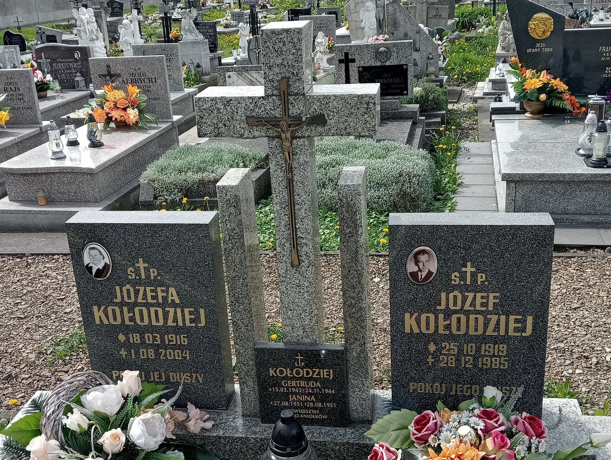 Janina Kołodziej 1951 Miejsce Piastowe - Grobonet - Wyszukiwarka osób pochowanych