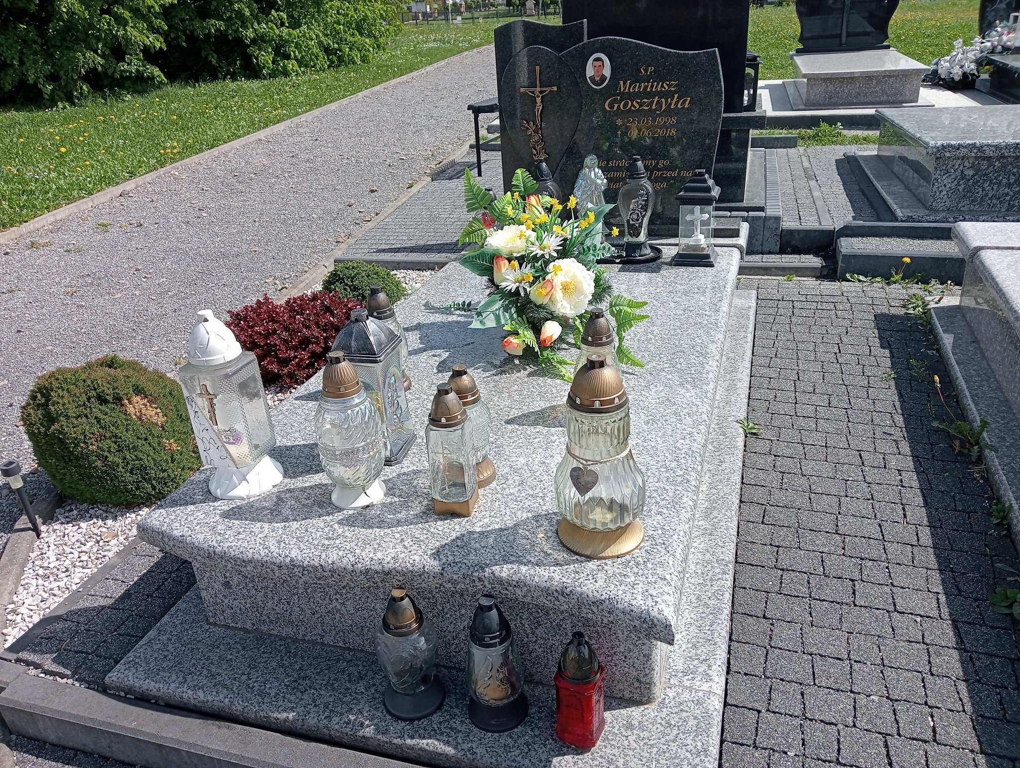 Grób Mariusz Gosztyła