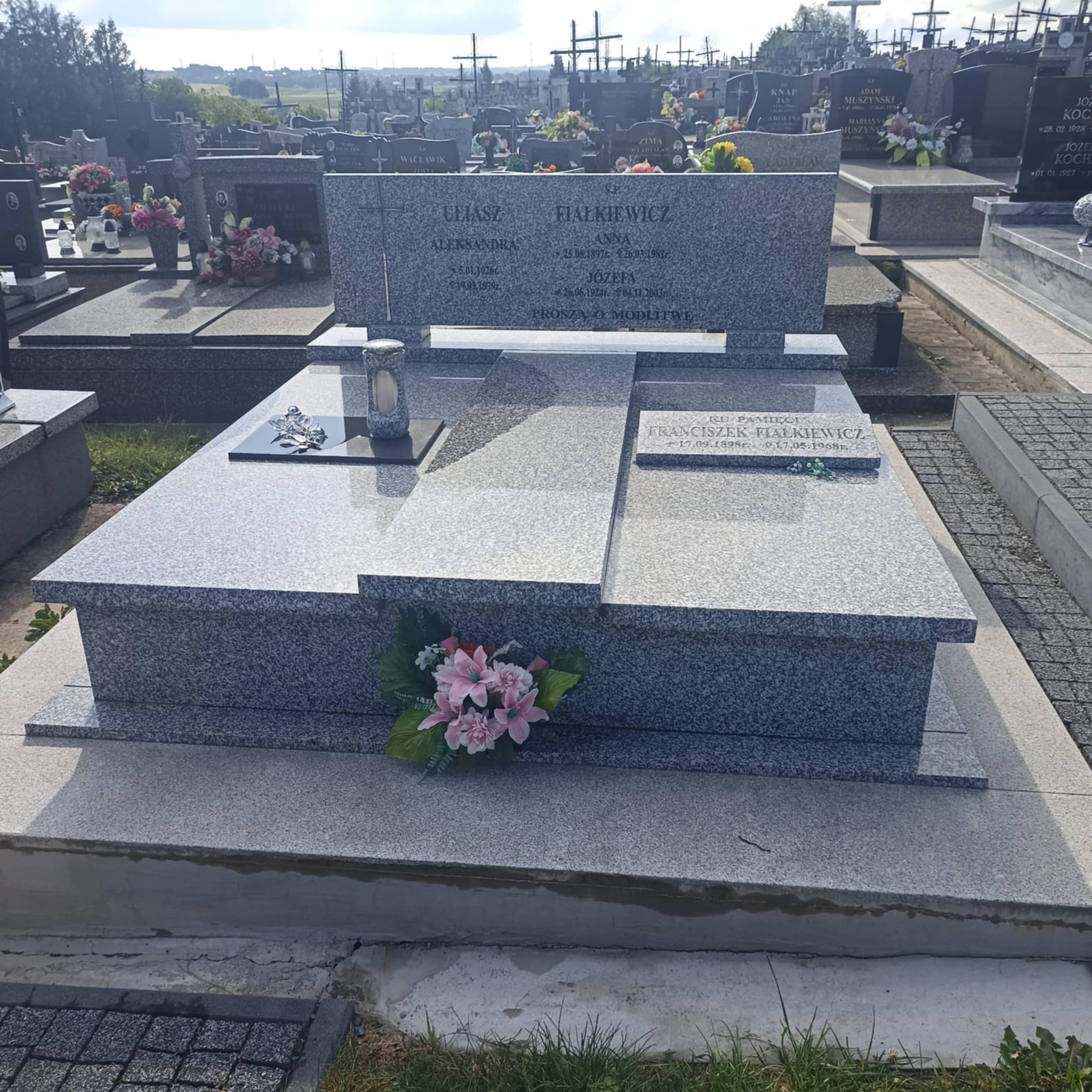 Aleksandra Uliasz  1925 Miejsce Piastowe - Grobonet - Wyszukiwarka osób pochowanych