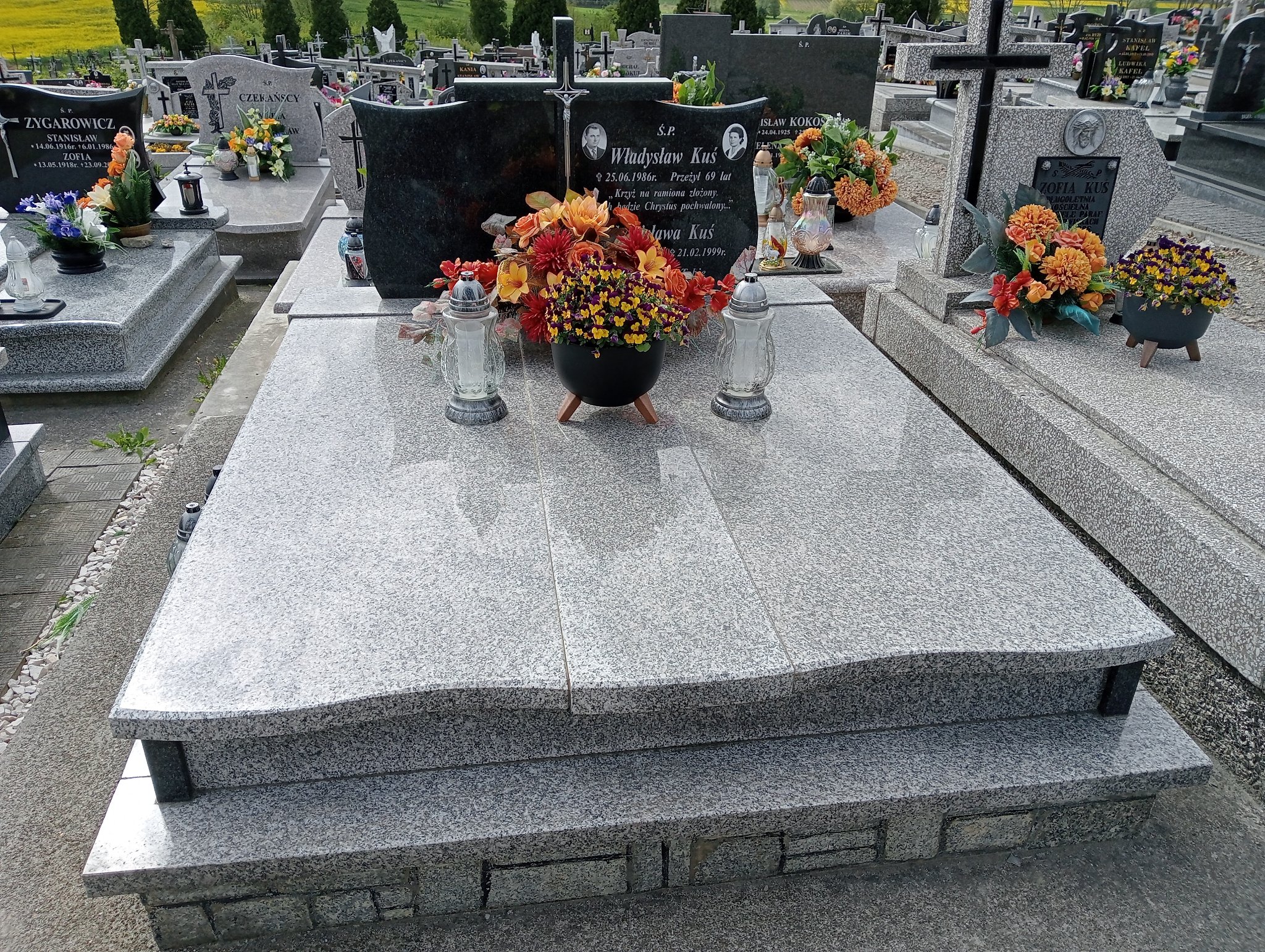 Grób Jan Maciejkowicz