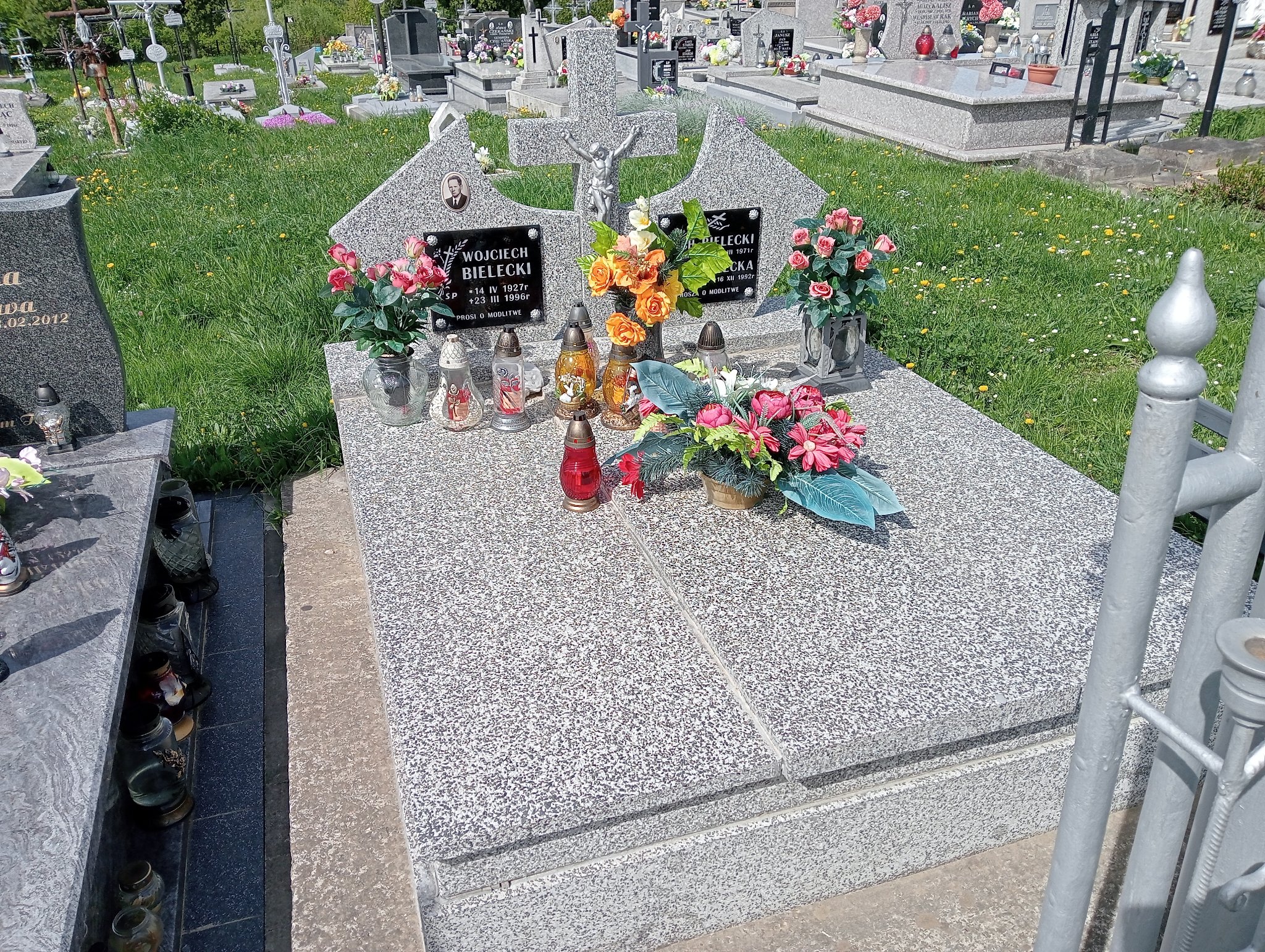 Grób Wojciech Bielecki